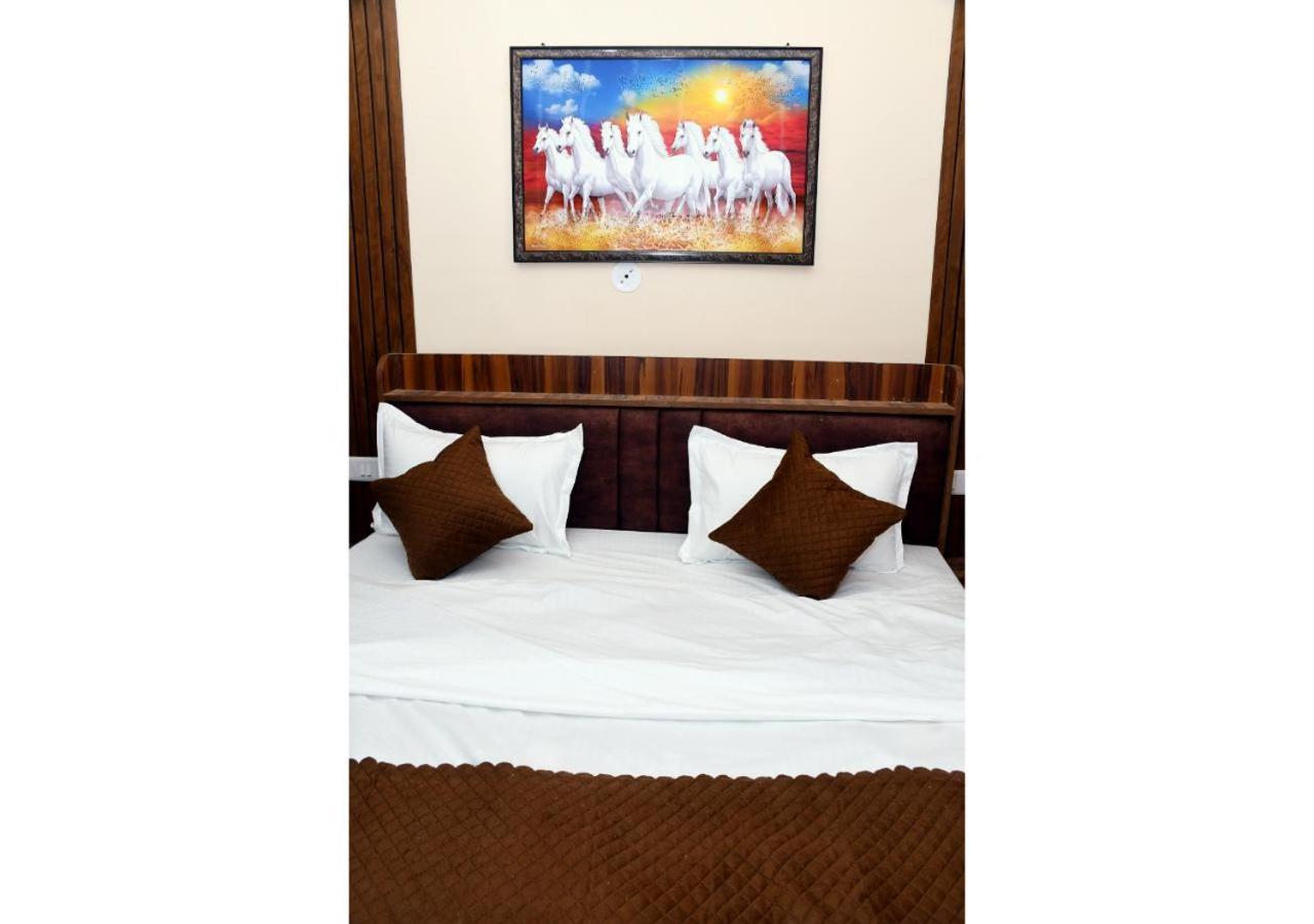 Tirupati Balaji Inn Bageshwar Dham Basari Exterior photo