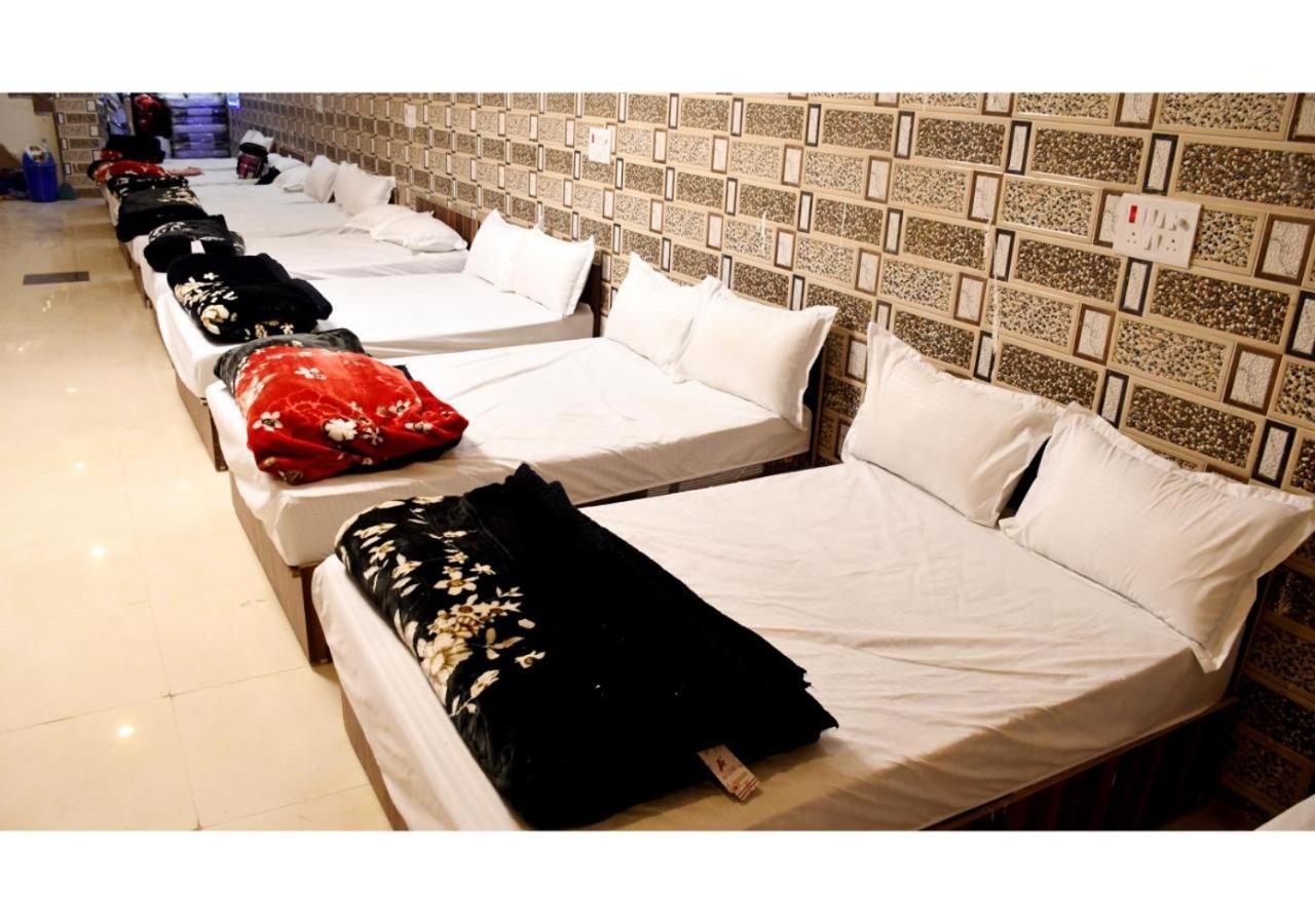 Tirupati Balaji Inn Bageshwar Dham Basari Exterior photo