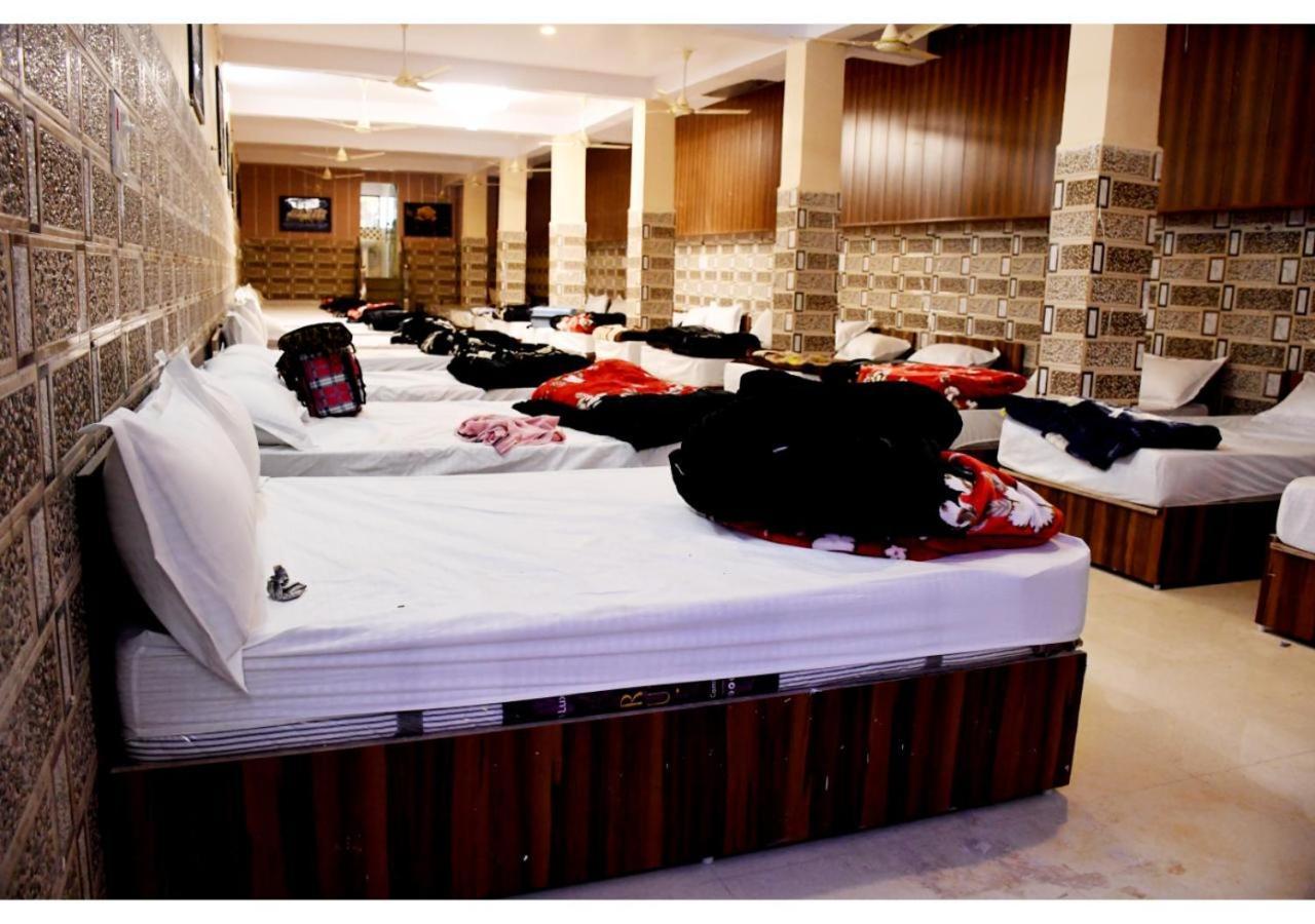 Tirupati Balaji Inn Bageshwar Dham Basari Exterior photo