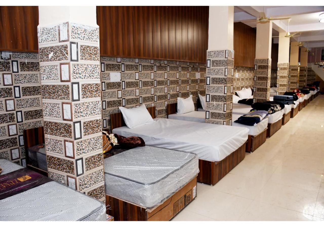 Tirupati Balaji Inn Bageshwar Dham Basari Exterior photo